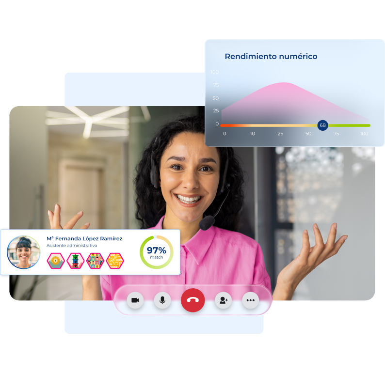 Mujer participando en una entrevista virtual o evaluación remota. En la parte inferior destaca su perfil: nombre, cargo, nivel de coincidencia, acompañado de varios íconos que representan habilidades o competencias.